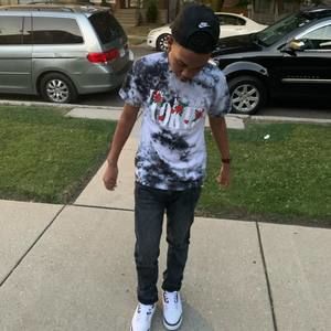 Meet your Posher, Lawrence